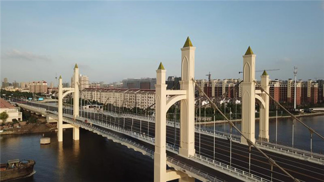 ���̰���